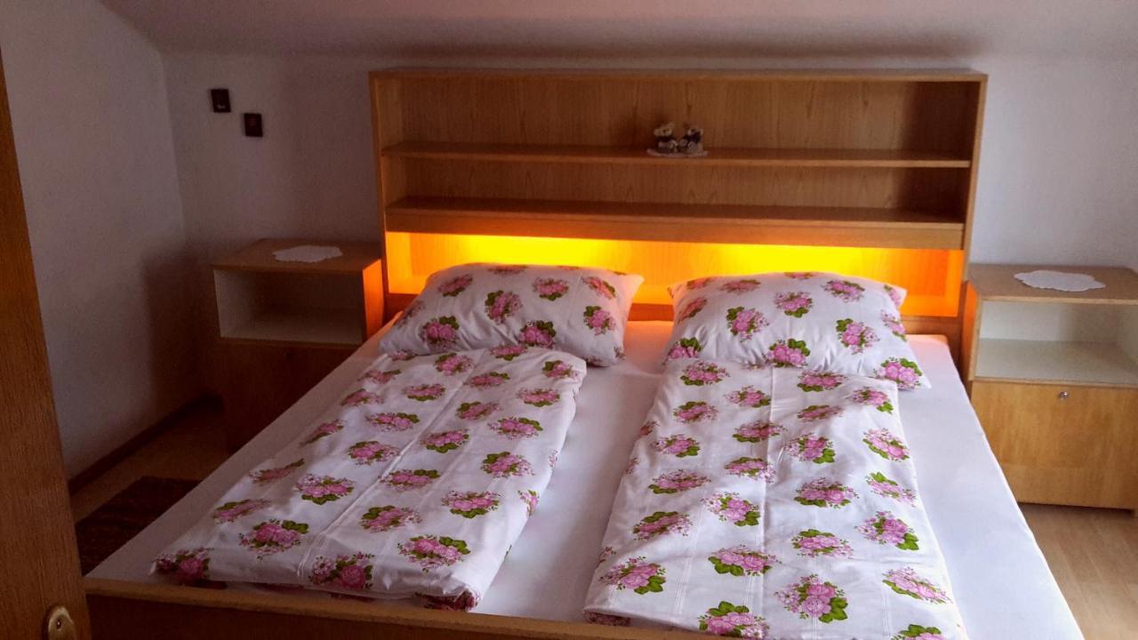 Haus Juliane Apartment Финкенберг Екстериор снимка